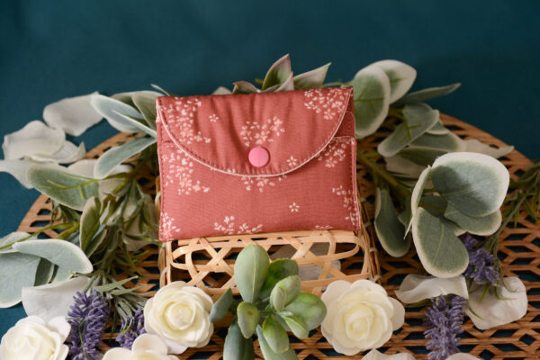 Porte cartes Fleurs prune